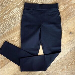 SPANX pull on legging/jean.